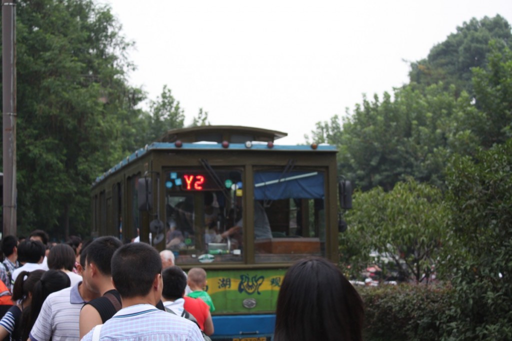 杭州西湖的旅游观光公交